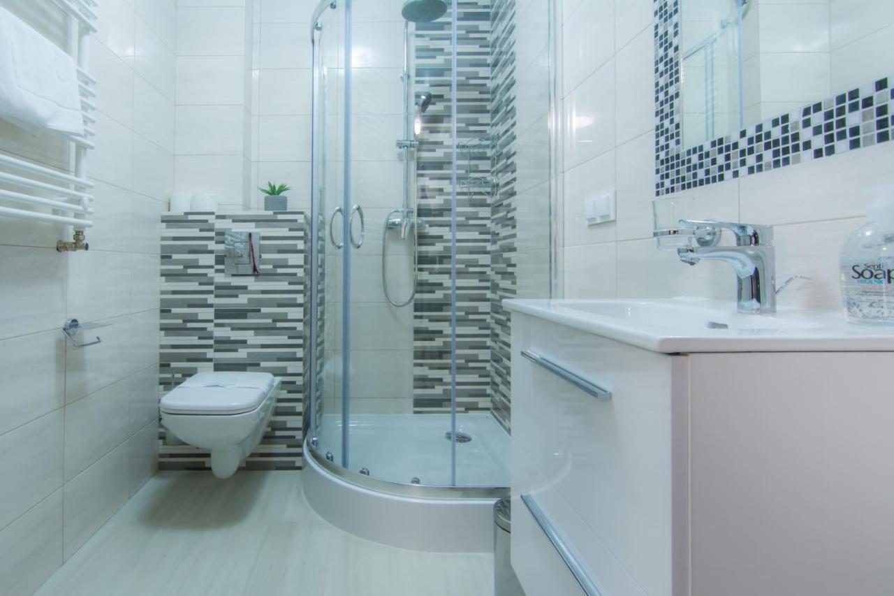 Apartamenty Izerskie - Ul. Sienkiewicza 9 Świeradów-Zdrój Eksteriør billede